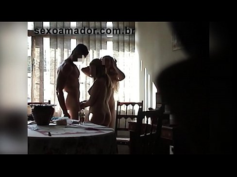 ❤️ جنسی دوست ایک دیو آدمی اور اس کے ساتھ ایک تھریسم کو مدعو کرتے ہیں۔ ❤️❌ ہم پر ur.tubsexercom.ru ❤