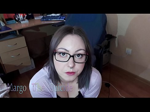 ❤️ شیشے والی سیکسی لڑکی کیمرہ پر دل کی گہرائیوں سے چوس رہی ہے۔ ❤️❌  ہم پر ur.tubsexercom.ru ❤